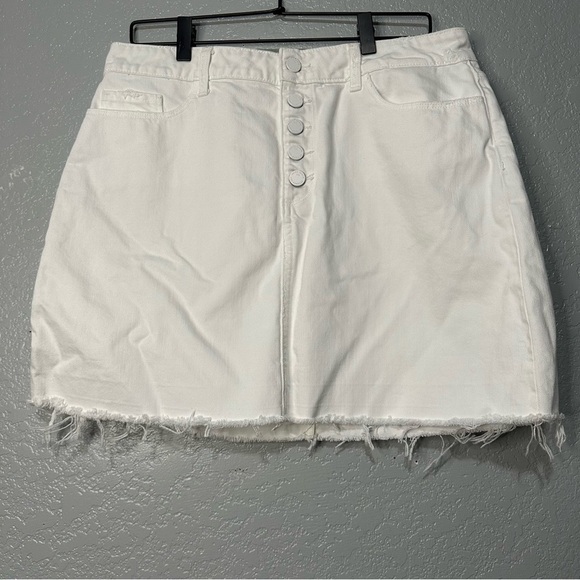 Paige Aideen Mini Skirt Distressed Crisp White High Waisted - Picture 12 of 12